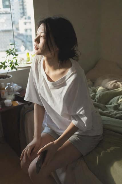 室内晨间写实摄影 AI 提示词效果图